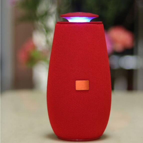 Colorful LED Lights Bluetooth Speaker - 𝐃𝐔𝐕𝐋𝐀𝐒𝐇𝐎𝐏