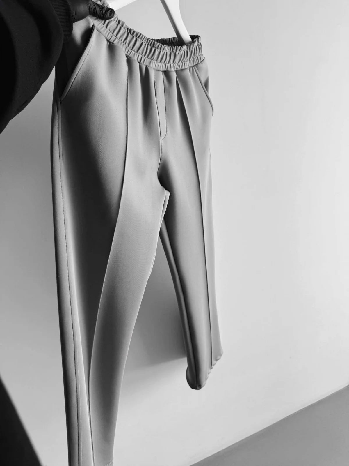 New men's casual pants, stylish and comfortable elastic waist drawstring single - line pleated solid color pocket mops pants - 𝐝𝐮𝐯𝐥𝐚𝐬𝐡𝐨𝐩.𝐜𝐨𝐦